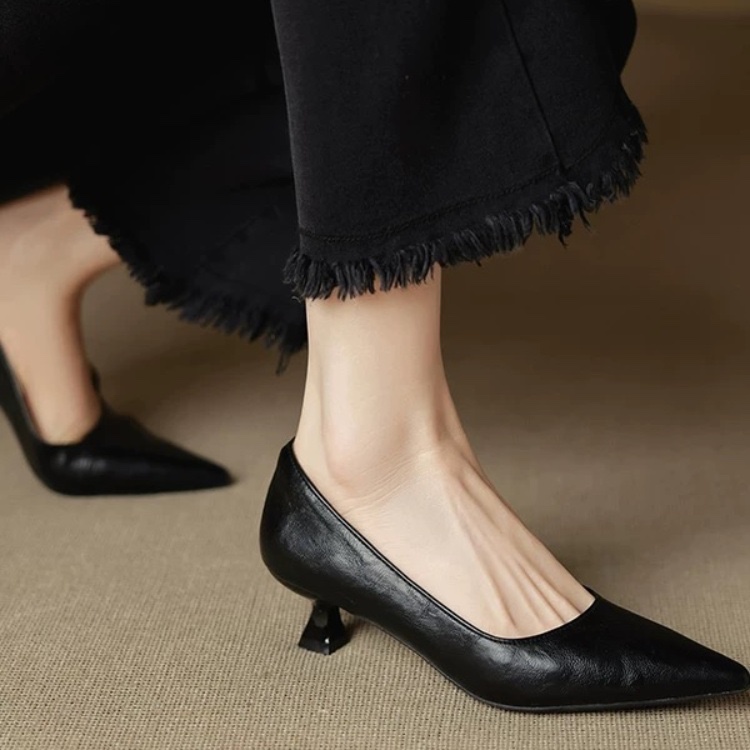 Eenvoudige stiletto enkele sch - Women Fashion Simple recensie en prijs